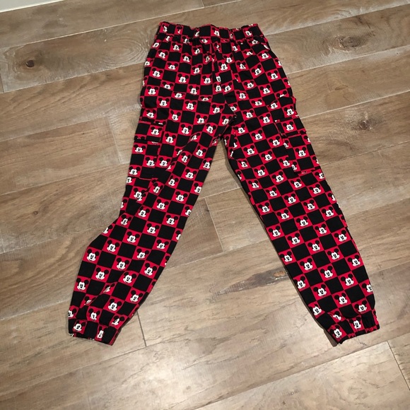 Disney jogger cargo pocket pants (Mickey mouse) - Picture 2 of 10